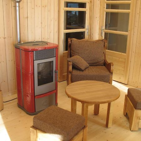 NanchezLes Loges Du Jura 4 Etoilesアパートメント エクステリア 写真