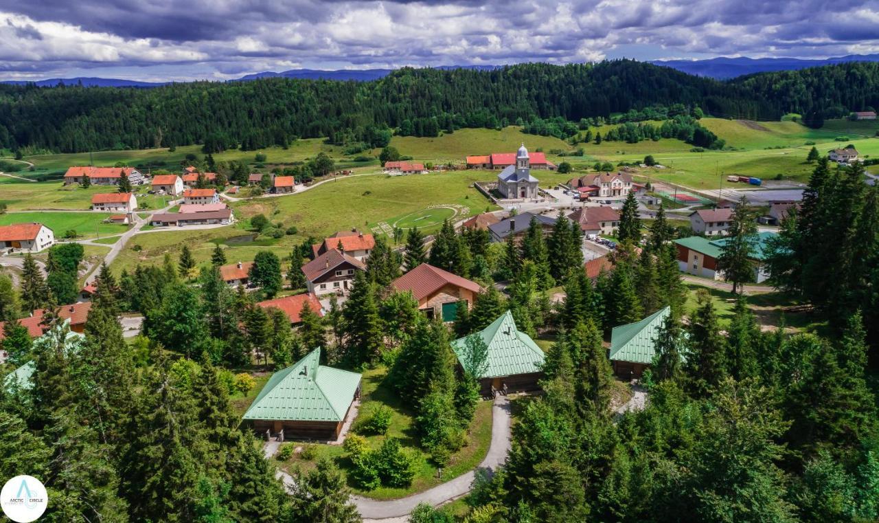 NanchezLes Loges Du Jura 4 Etoilesアパートメント エクステリア 写真