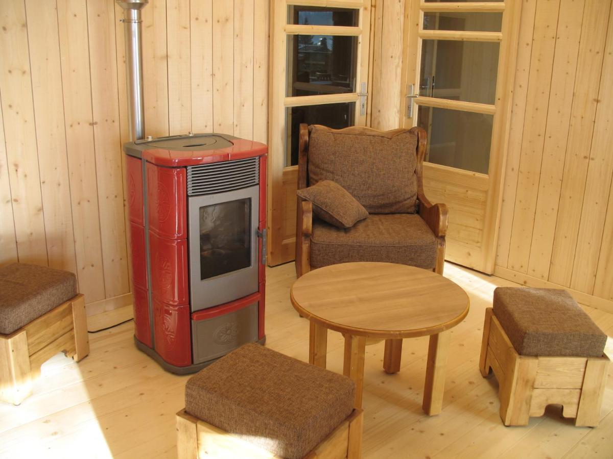 NanchezLes Loges Du Jura 4 Etoilesアパートメント エクステリア 写真